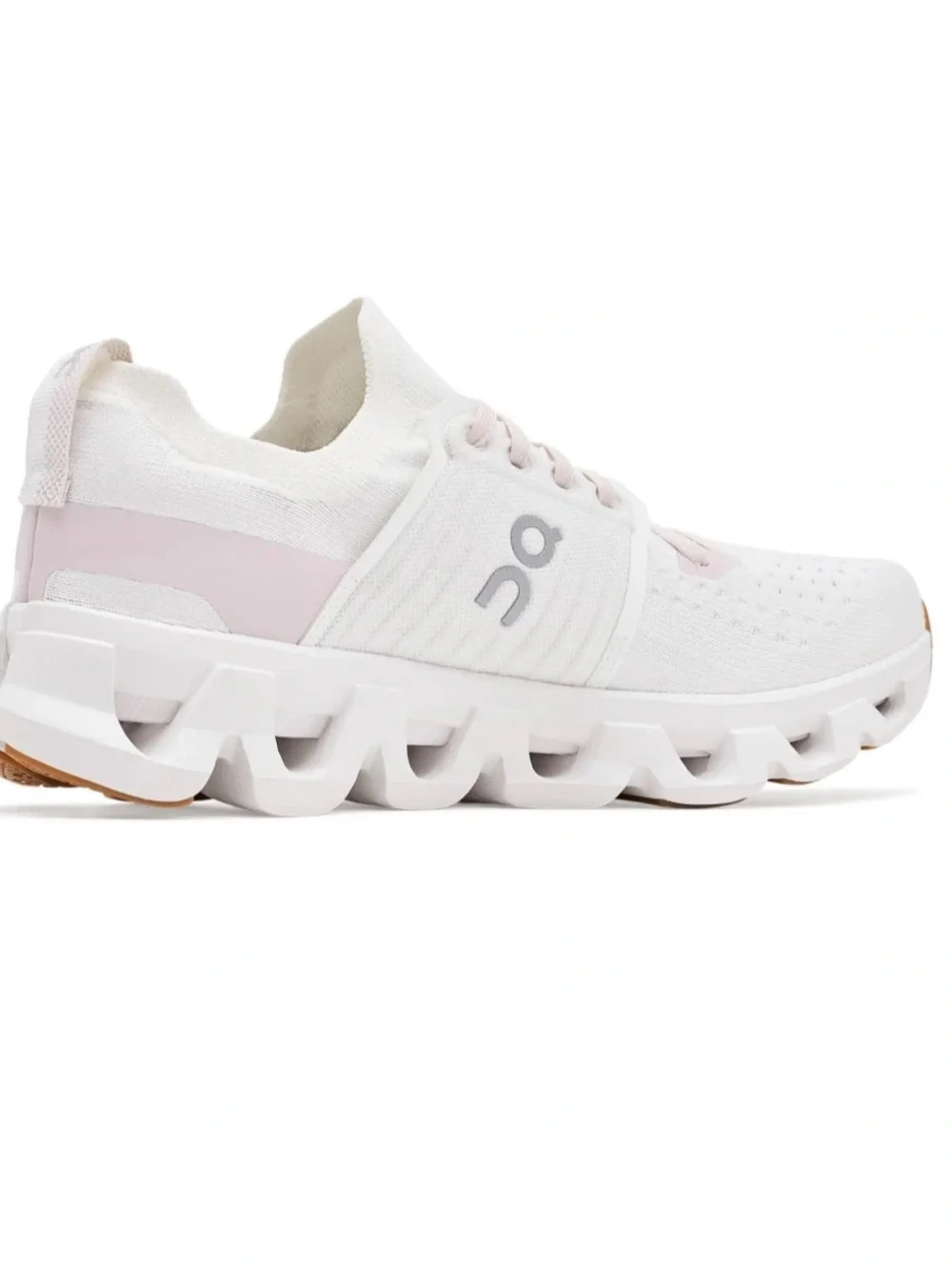 On Cloudswift 4 women’s size 10 NEW IN BOX
